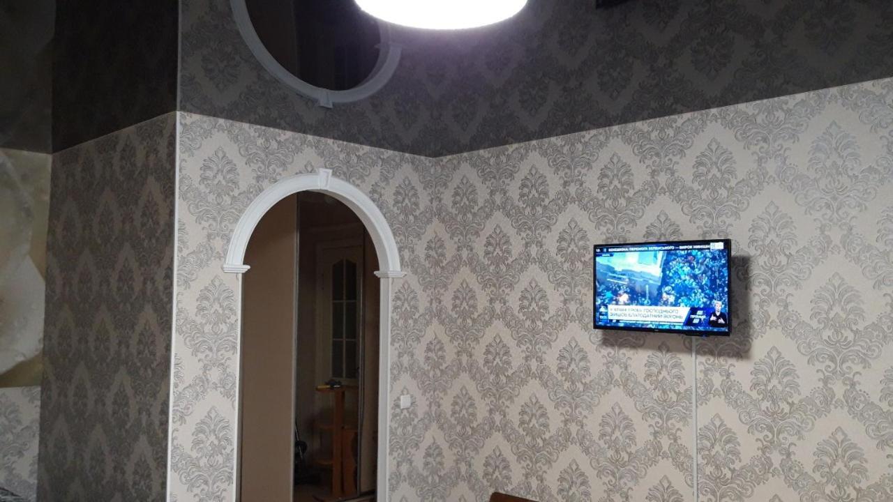 Apartment - Pervaya Liteinaya 2 Zaporizhia Exterior photo