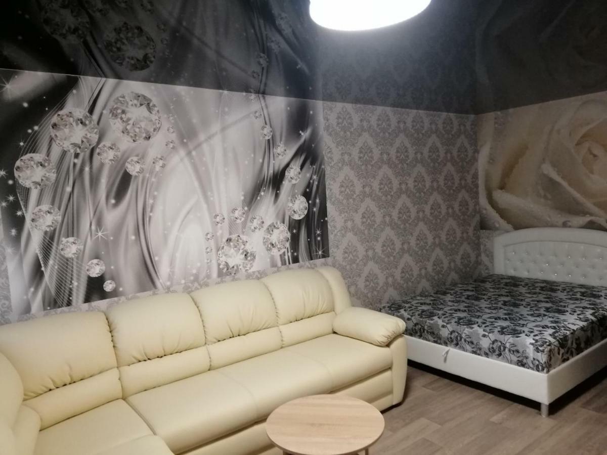 Apartment - Pervaya Liteinaya 2 Zaporizhia Exterior photo
