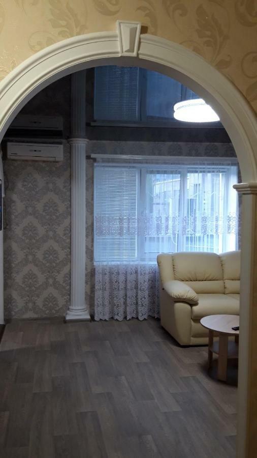 Apartment - Pervaya Liteinaya 2 Zaporizhia Exterior photo
